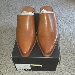Banana Republic Brown Leather Women's Mules